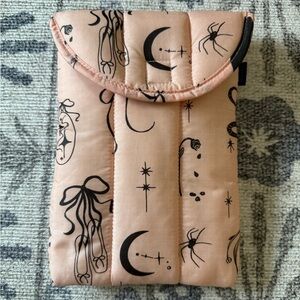 Baggu Puffy Tablet Sleeve 8" - Ballet Icons